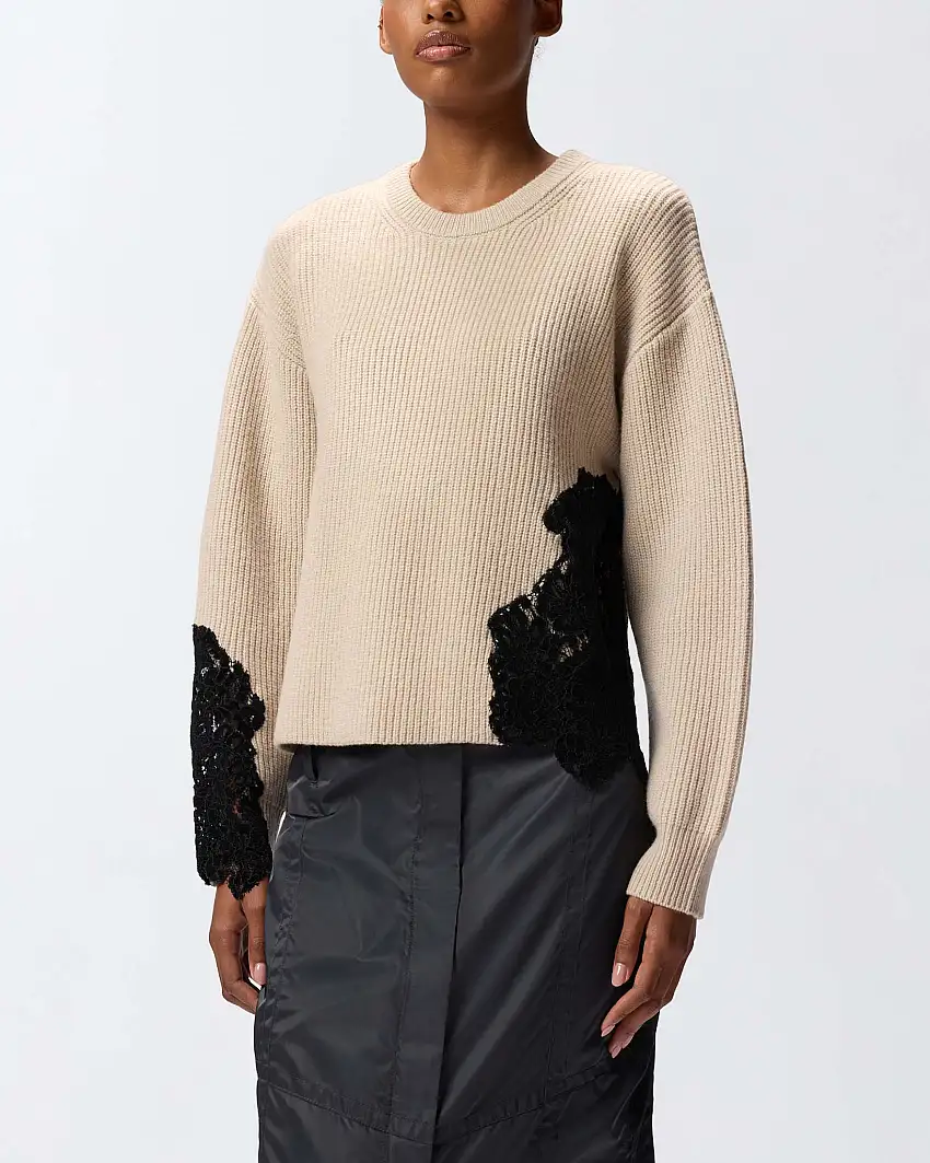 Maglia beige Pinko in lana a coste con scollo a giro e inserti in pizzo neri sul fianco e sulla manica