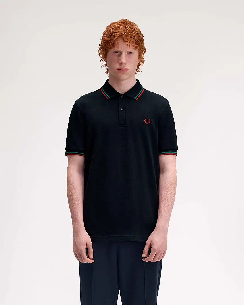 Polo Fred Perry blu mezza manica con bordino rosso e verde