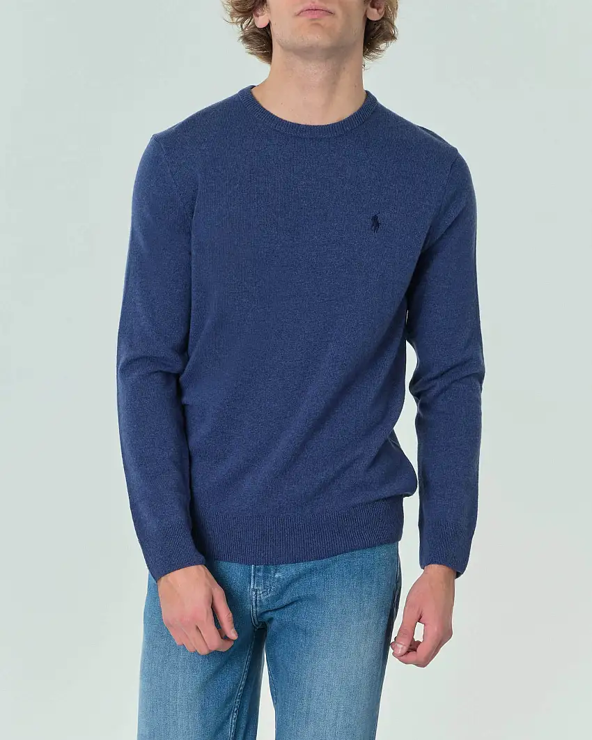 Maglia blu indaco in pura lana con scollo a giro e logo in tono ricamato sul petto
