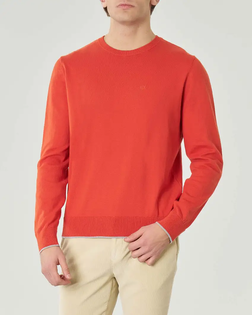 Maglia arancione girocollo in cotone e cashmere con logo ricamato sul petto