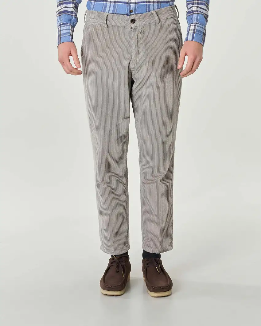 Pantalone chino grigio in velluto costa roccia di puro cotone