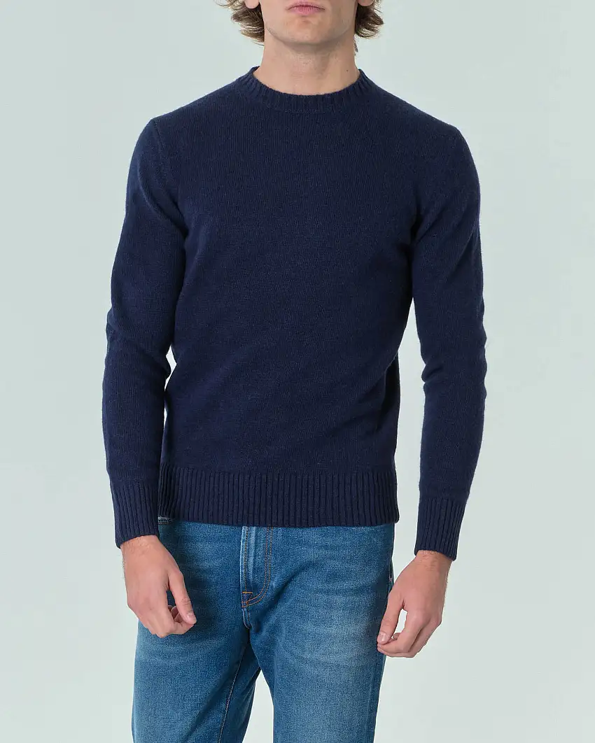 Maglione girocollo blu tinta unita in lana finezza 7