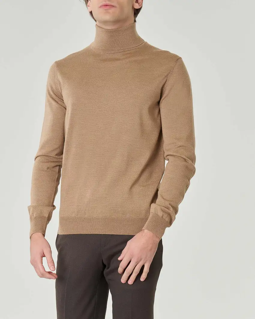 Dolcevita Pellizzari color cammello in pura lana merino