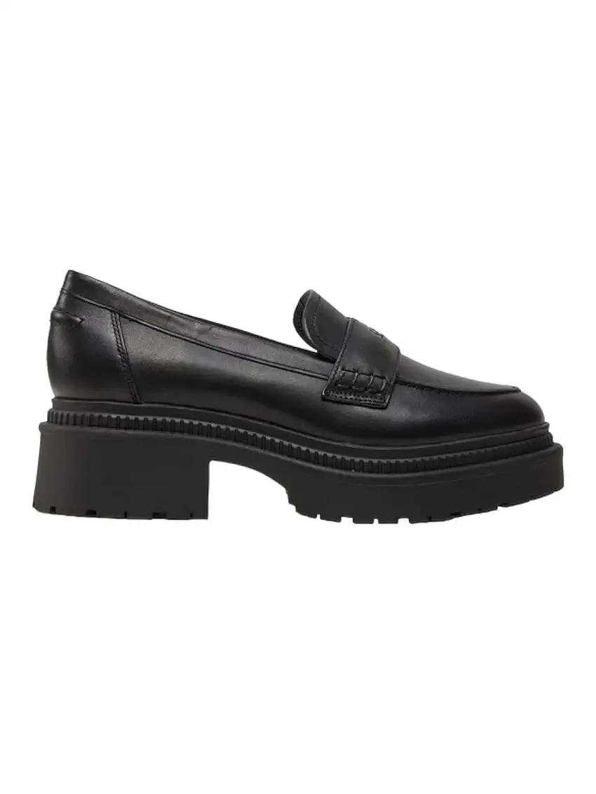 GUESS Women's Finda FLTFIN LEA14 Black Moccasin
